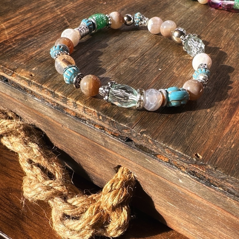 8mm Flower agate beaded bracelet/heart chakra bracelet/bohemian